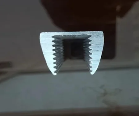6063 Fish Bottom Aluminium Extrusion Profile
